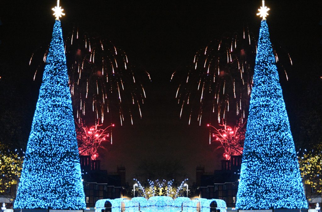christmas tree lights fireworks pexels